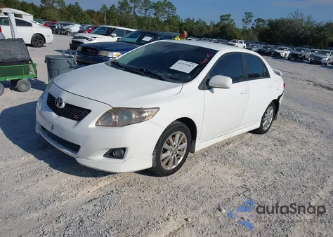 2010 Toyota Corolla S из США, поврежденный, VIN 2T1BU4EE9AC477929